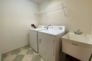 20 S Main St, Mount Prospect, IL 60056 - Photo 11