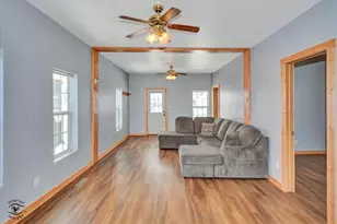 117 E Crawford St, Peotone, IL 60468 - Photo 9