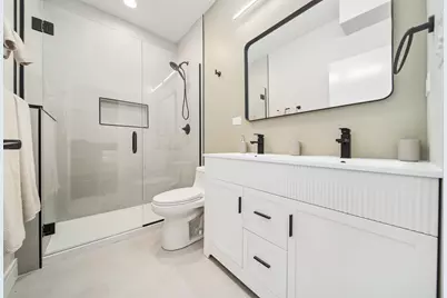 8900 Windemere Avenue #GE, Brookfield, IL 60513 - Photo 11