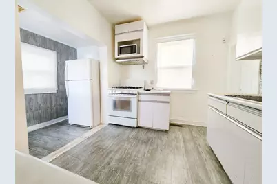 481 Division Street, Elgin, IL 60120 - Photo 3