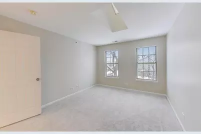 249 W Lynn Drive #6, Palatine, IL 60067 - Photo 7