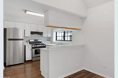 4564 Topaz Drive, Hoffman Estates, IL 60192 - Photo 7