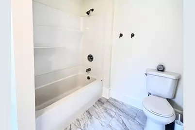 2610 Knight Avenue, Rockford, IL 61101 - Photo 11