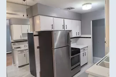 1060 W Hollywood Avenue #502, Chicago, IL 60660 - Photo 5