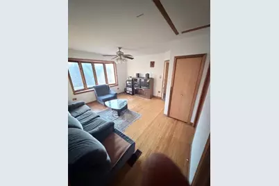 5710 N Karlov Avenue, Chicago, IL 60646 - Photo 3