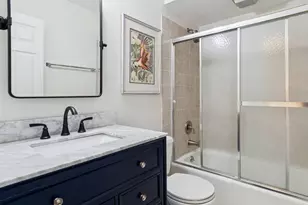 52 White Oak Cir, Saint Charles, IL 60174 - Photo 13