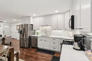 3008 N Spaulding Ave, Chicago, IL 60618 - Photo 13