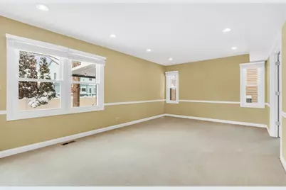 1000 Cumberland Lane, Buffalo Grove, IL 60089 - Photo 11