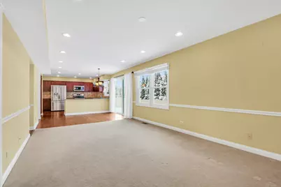 1000 Cumberland Lane, Buffalo Grove, IL 60089 - Photo 9