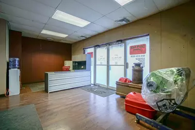 2045 W Galena Avenue, Freeport, IL 61032 - Photo 5