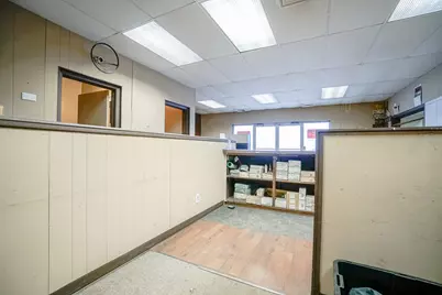 2045 W Galena Avenue, Freeport, IL 61032 - Photo 7