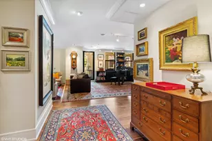 1155 N Dearborn St, Chicago, IL 60610 - Photo 11