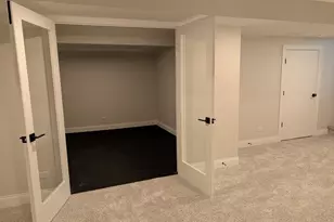 564 Adele St, Elmhurst, IL 60126 - Photo 5