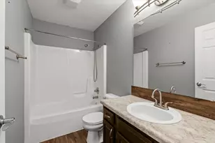 606 N Cedar Dr, Saint John, IL 61873 - Photo 25