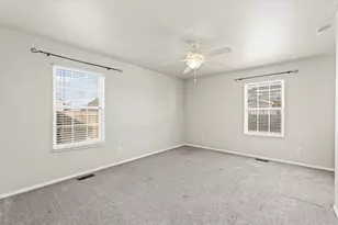 606 N Cedar Dr, Saint John, IL 61873 - Photo 21