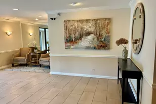 2000 Chestnut Ave, Glenview, IL 60025 - Photo 3