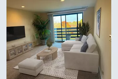 2000 Chestnut Avenue #407, Glenview, IL 60025 - Photo 5