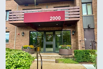 2000 Chestnut Avenue #407, Glenview, IL 60025 - Photo 25