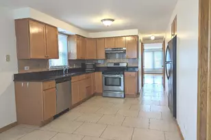 6134 W 79th St, Burbank, IL 60459 - Photo 7