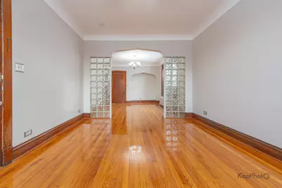 3530 W Evergreen Avenue #2, Chicago, IL 60651 - Photo 5
