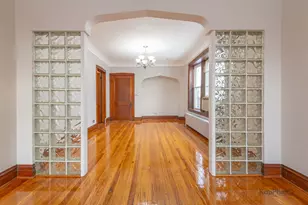 3530 W Evergreen Ave, Chicago, IL 60651 - Photo 7