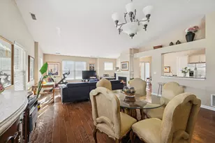 2750 Langley Cir, Glenview, IL 60026 - Photo 3