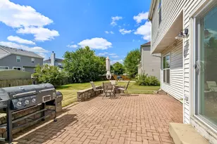 601 Greystone Ln, Bolingbrook, IL 60440 - Photo 7