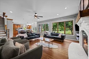 5N587 Prairie Springs Dr, Saint Charles, IL 60175 - Photo 11