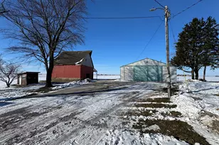 365 County Rd 1000 E, Pesotum, IL 61863 - Photo 7