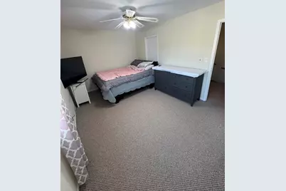 [Address not provided], Buffalo Grove, IL 60089 - Photo 13