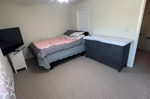 [Address not provided], Buffalo Grove, IL 60089 - Photo 13