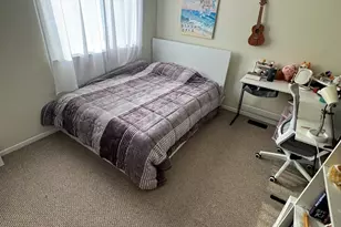 [Address not provided], Buffalo Grove, IL 60089 - Photo 11