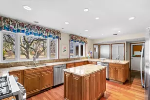 22 Greencroft Dr, Champaign, IL 61821 - Photo 25