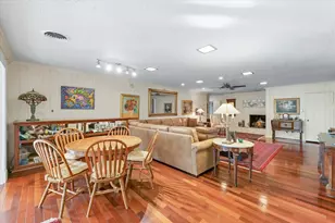 22 Greencroft Dr, Champaign, IL 61821 - Photo 13