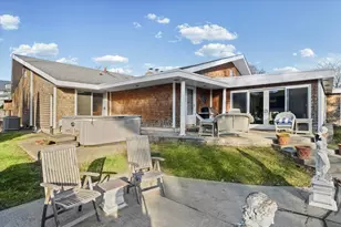 22 Greencroft Dr, Champaign, IL 61821 - Photo 65