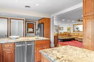 22 Greencroft Dr, Champaign, IL 61821 - Photo 31