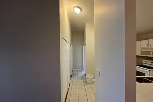 1127 Silverstone Dr, Carpentersville, IL 60110 - Photo 11