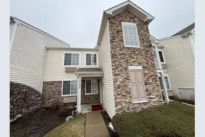 1127 Silverstone Drive #1127, Carpentersville, IL 60110 - Photo 1