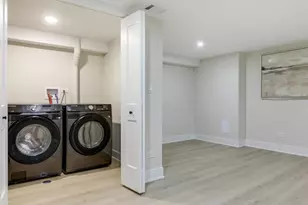 6207 N Hiawatha Ave, Chicago, IL 60646 - Photo 15