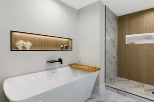 6207 N Hiawatha Ave, Chicago, IL 60646 - Photo 19