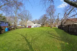 1764 Ross Crescent, Sauk Village, IL 60411 - Photo 23