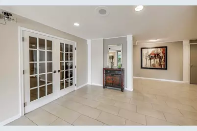 2020 Chestnut Avenue #312, Glenview, IL 60025 - Photo 3