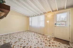 1009 Assell Ave, Aurora, IL 60505 - Photo 7