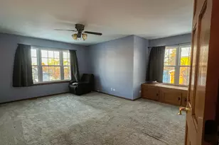 2809 Forestview Dr, Carpentersville, IL 60110 - Photo 9