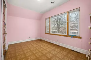 908 N Trumbull Ave, Chicago, IL 60651 - Photo 11