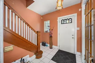 908 N Trumbull Ave, Chicago, IL 60651 - Photo 3