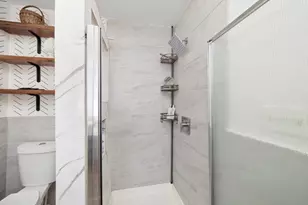 5850 S Indiana Ave, Chicago, IL 60637 - Photo 17