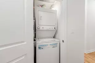 2354 S Oakley Ave, Chicago, IL 60608 - Photo 19