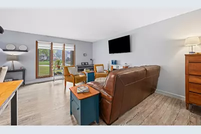 4940 Cornell Avenue, Downers Grove, IL 60515 - Photo 5