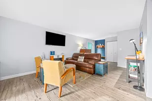 4940 Cornell Ave, Downers Grove, IL 60515 - Photo 9